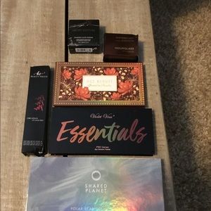 Boxy Charm Beauty Bundle Eyes Lip Face